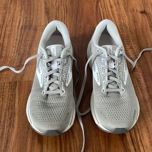 Brooks Ghost 14